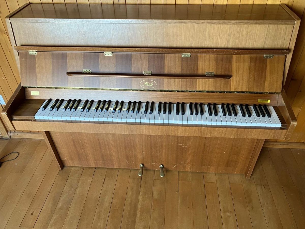 Instruments de musique: Klavier – D'occasion à Zuzwil SG par salome24