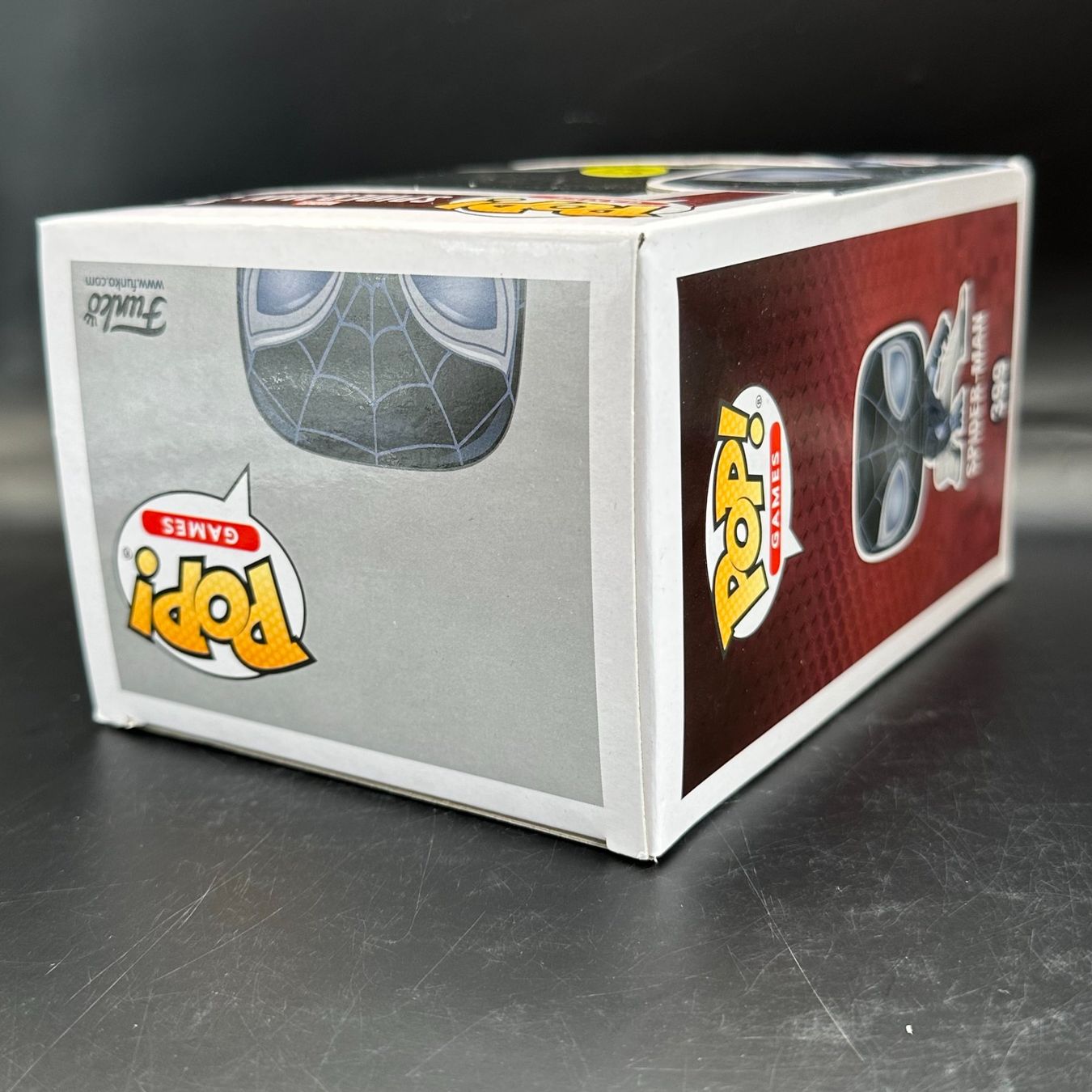 Funko Statuette: Funko Pop! Spider-Man 399 Glow – Usato da Düdingen venduto da Nerdworld 2