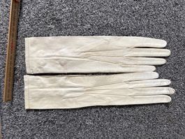 Handschuhe antik creme Finger Handschuh lagerspuren