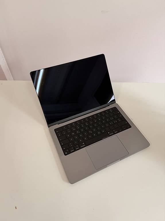 Notebooks: MacBook Pro M2 PRO  – Gebraucht aus Payerne von sbr_6ltj