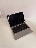 MacBook Pro M2 PRO 