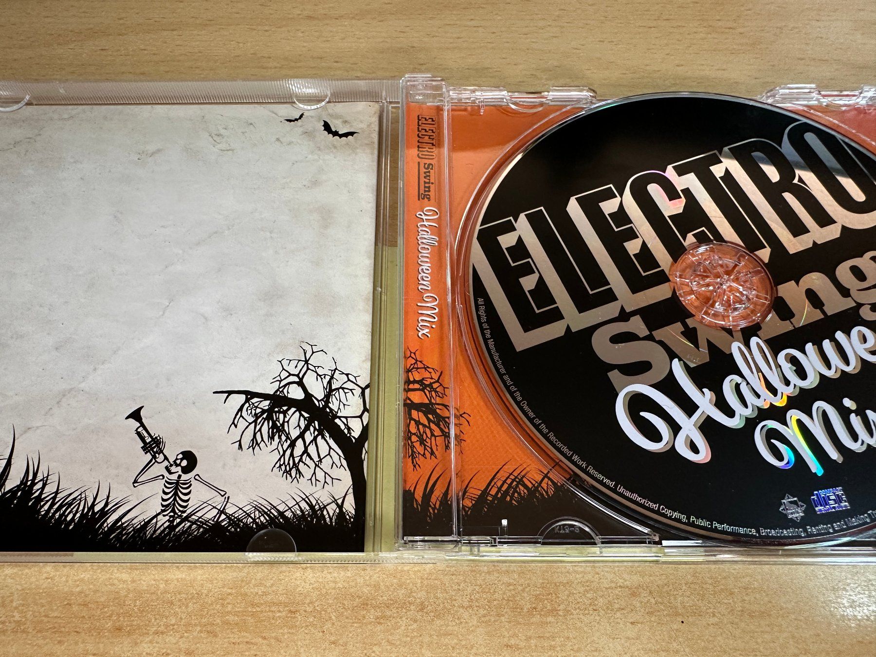 CD: G5 Electro Swing Halloween Mix – Usato da Rikon im Tösstal venduto da Alpenmutz 2