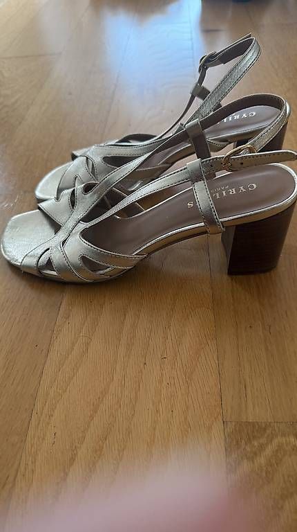 Scarpe da donna: Sandales à talons haut Cyrillus – Usato da Lausanne venduto da NadiaDebrot 1