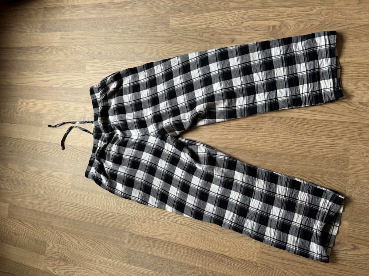 Pyjamas: Schwarz-weiss karierte Pyjamahose – Neuf (Voir description) à Zürich par rap_79s2 2