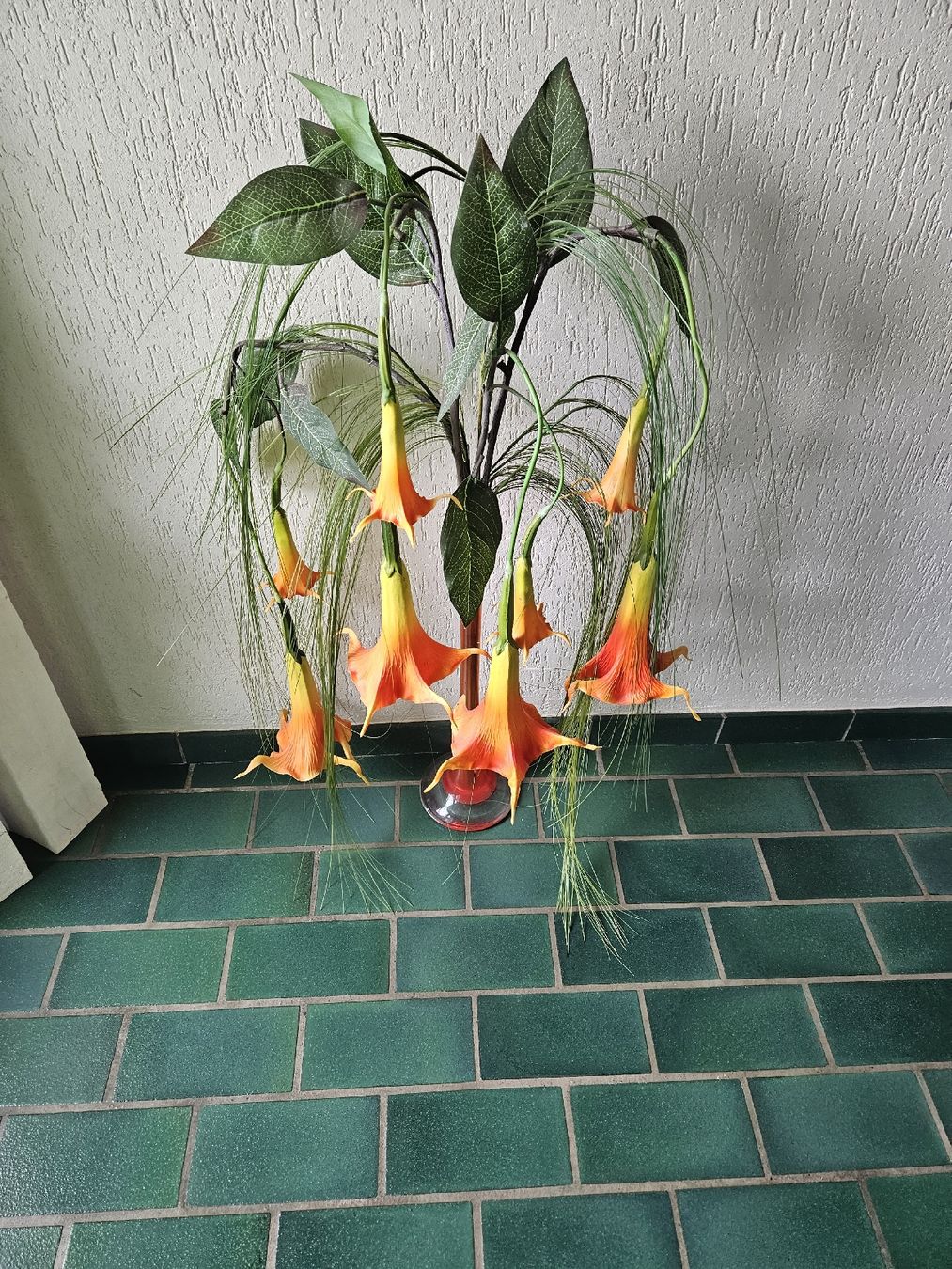 Alle Dekorationen: Künstliche Blumen in Vase – Gebraucht aus Tagelswangen von feger2 1