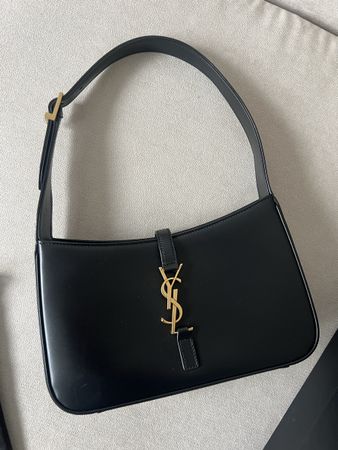 Handtasche Saint Laurent Le 5 à 7 schwarz
