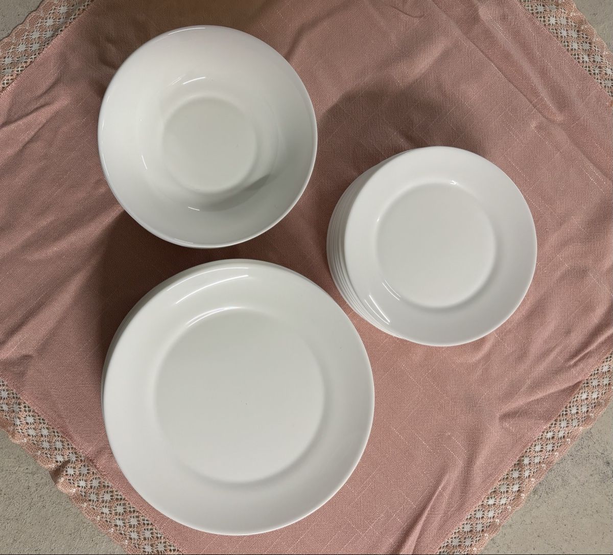 Piatti: Weisses Geschirr-Set, 36-teilig – Usato da Schaffhausen venduto da Atlas110 1
