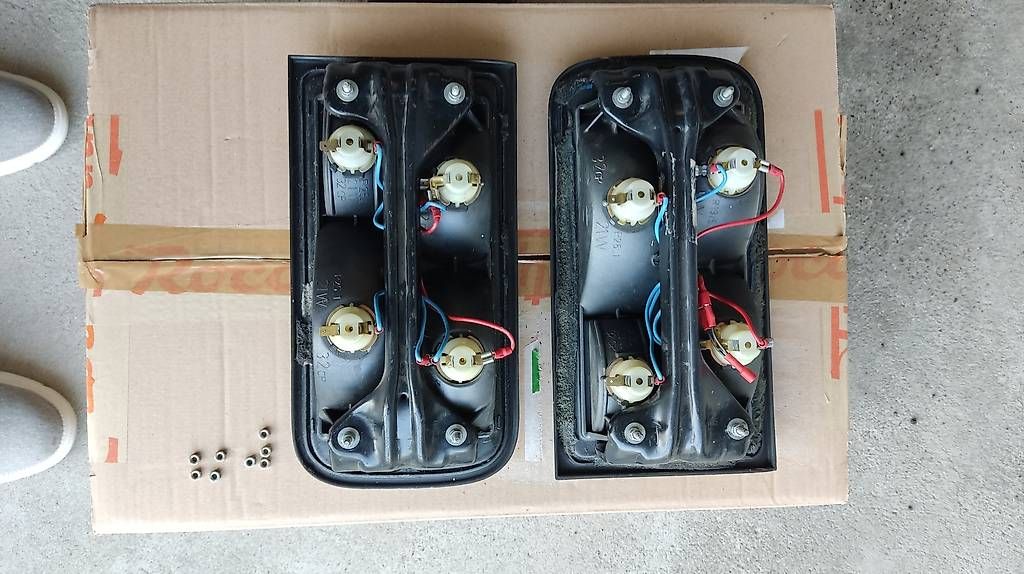 Tutti pezzi di ricambio auto: Rückleuchten kompl. Ford Capri 1b – Usato da Wald AR venduto da roland40_4 4
