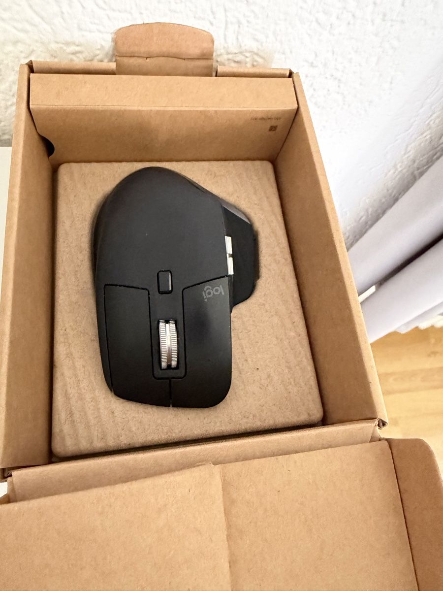 Logitech Mouse: Logitech MX Master 3S for Mac Wireless Mouse – Usato da Ittigen venduto da jimmy_ 2
