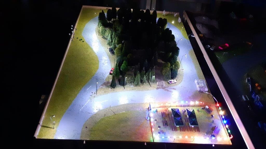 Faller Modelleisenbahnen: 4 Module H0 mit Licht – Gebraucht aus Fehraltorf von Hubi760