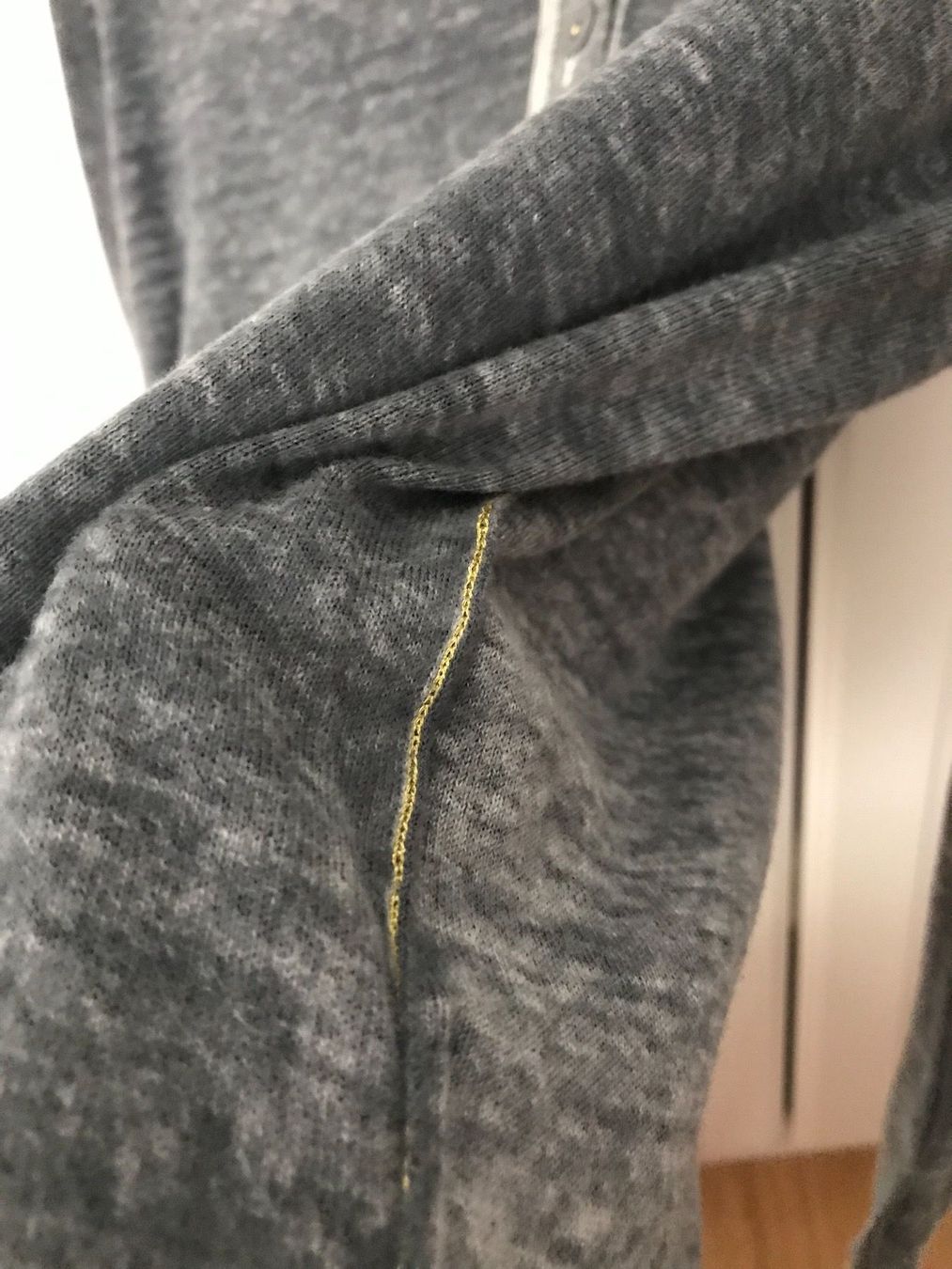 Hugo Boss Pulls & Sweat-shirts: Pullover von Hugo Boss, neuwertig, g. S – D'occasion à Zürich par ZuriShrek 4