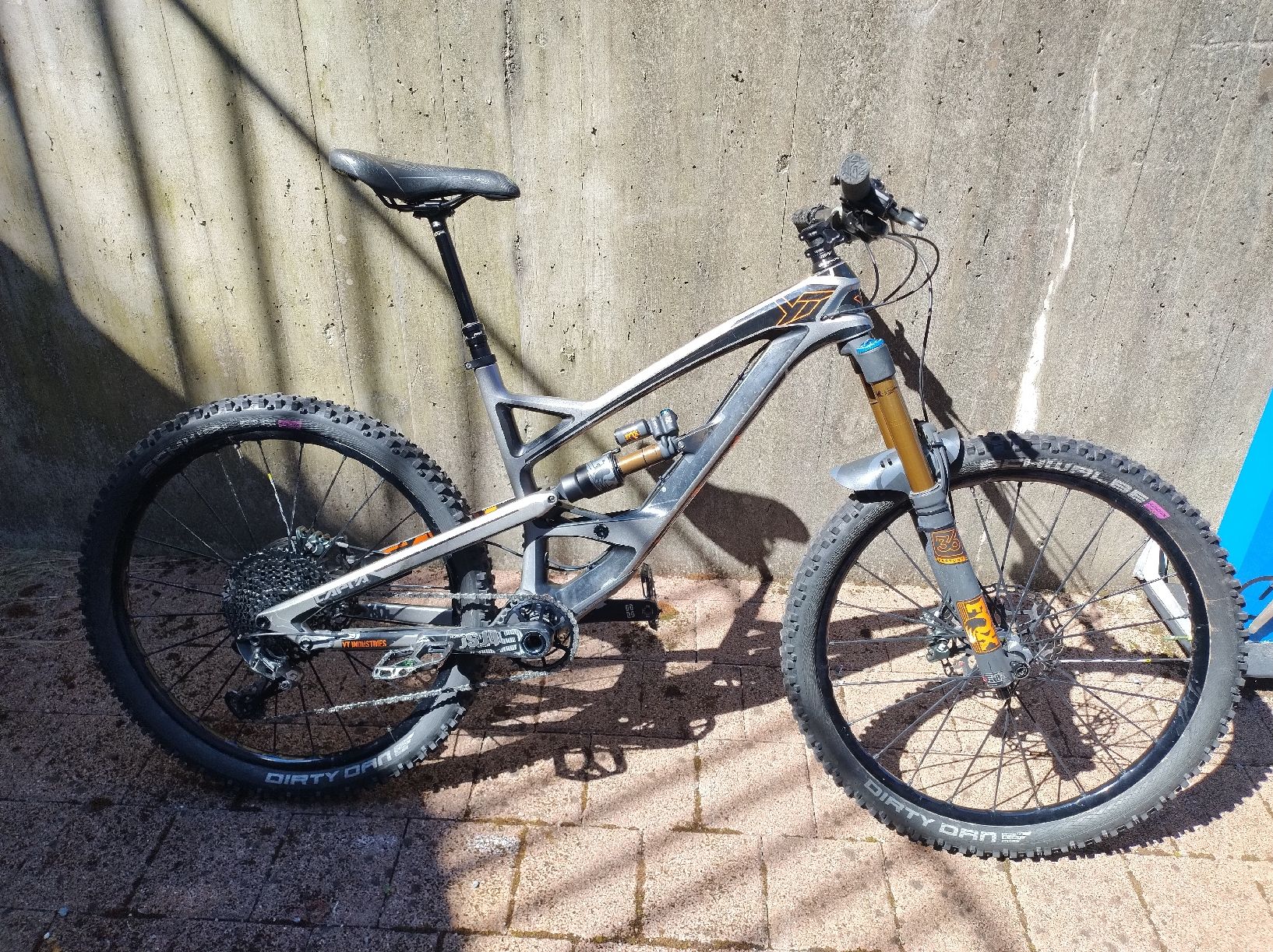 YT Velos: YT industries capra pro race MTB, enduro, fully – Gebraucht aus Horw von Domi1996