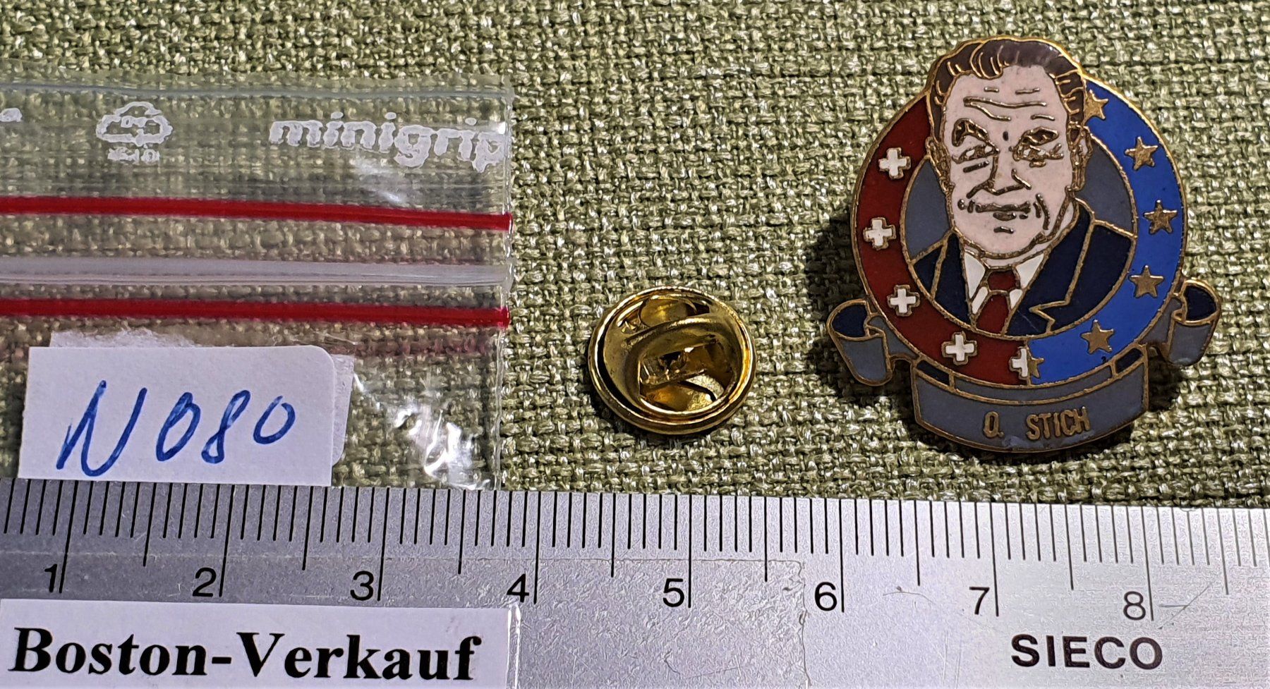Broschen & Nadeln: N080 - Pin Schweizer Bundesrat O. Stich – Gebraucht aus Reinach BL von Boston-Verkauf 1