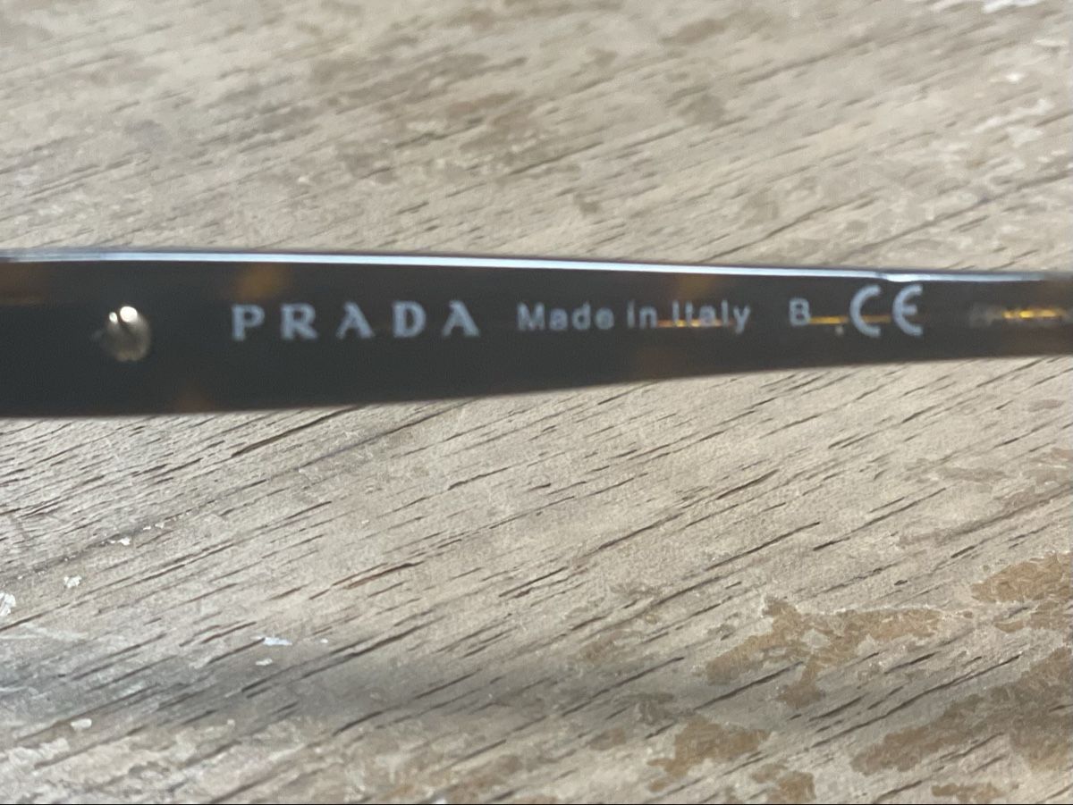 Prada Brillen & Gläser: Prada Sonnenbrille – Gebraucht aus Schaffhausen von marakesch41 4