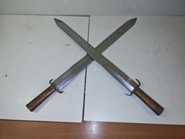 Deko Schwerter aus Metall. 2x Sammlerstücke. Nur.10 (nov541)