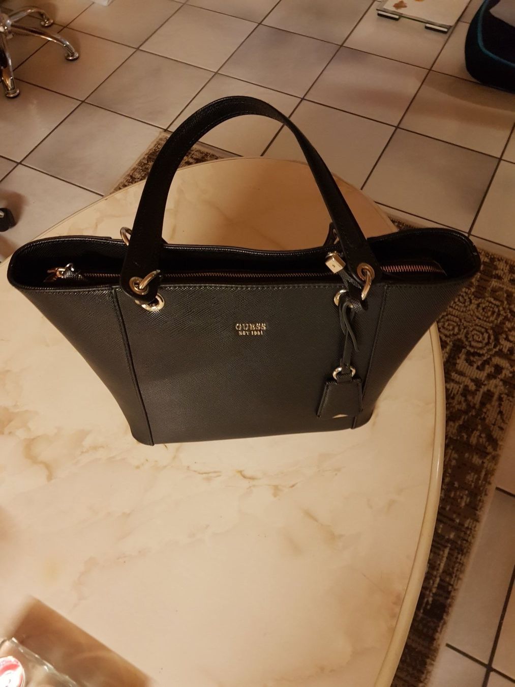 Guess Borse da donna: Guess eine tolle Handtasche Damen – Nuovo (secondo la descrizione) da Rümlang venduto da Sabado 1