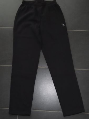 Trainerhose Decathlon Gr.152 +++ top+++