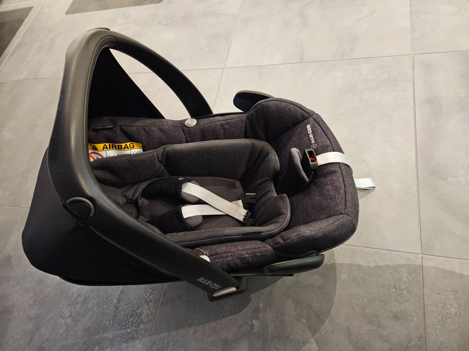 Maxi-Cosi Seggiolini per auto: Maxicosi pebbel plus – Usato da Zielebach venduto da him_dwt5 3