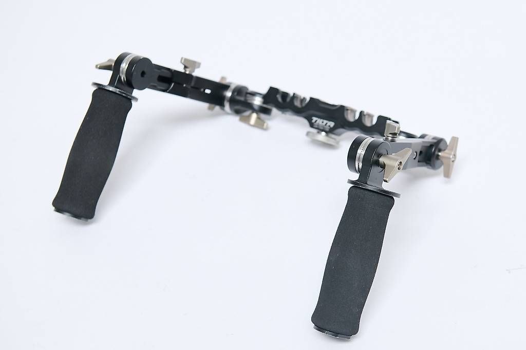 Fotocamera: Tilta Universal Pro Hand Grip System – Usato da Zürich venduto da lozzaphoto