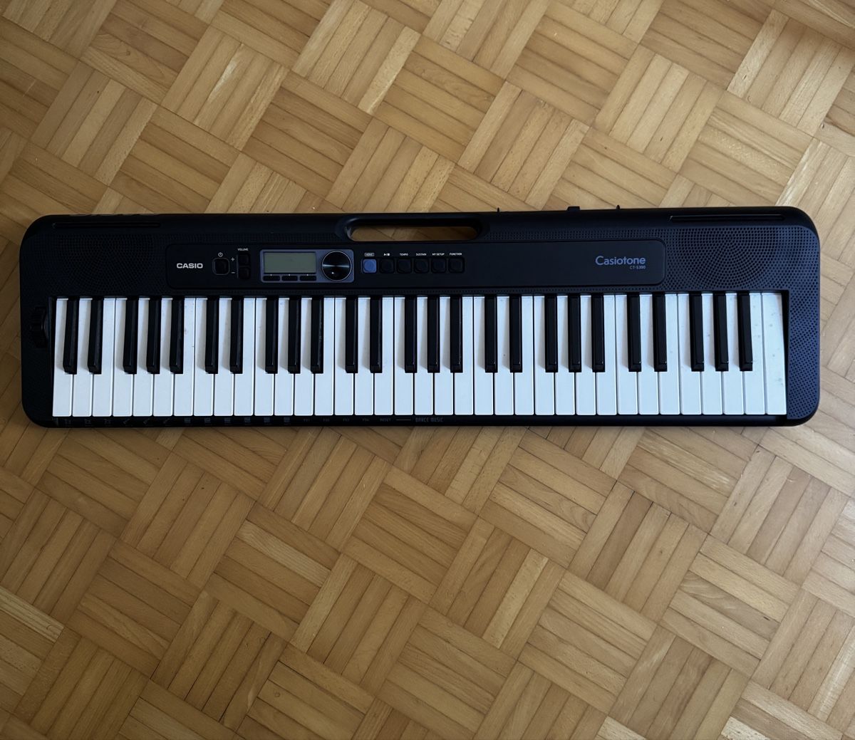 Casio Musikinstrumente: Casio CT-S300 Portable Keyboard - Excellent Condition! – Neu (gemäss Beschreibung) aus Biel/Bienne von Kibastar