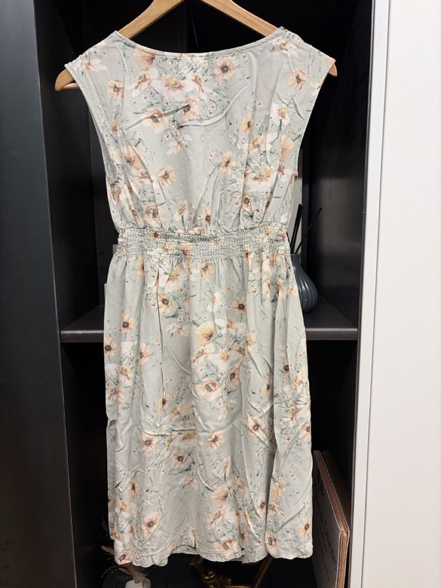 H&M Vestiti: Robe de grossesse H&M à fleurs XS – Usato da Küssnacht am Rigi venduto da amynilleuh 2