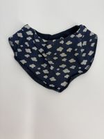 Baby Halstuch blau mit Wolkenmuster 