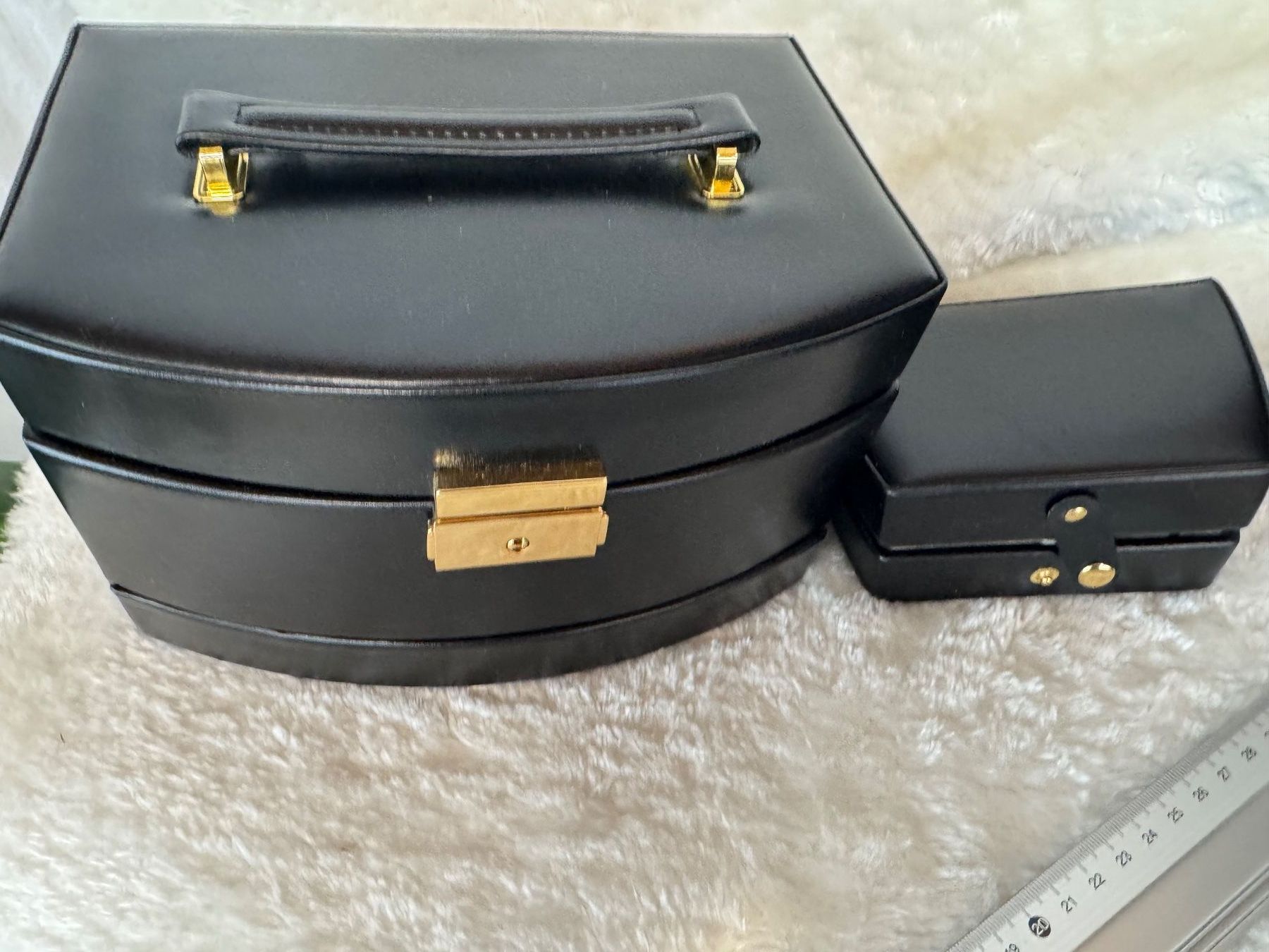 Schmuckkästen: Schmuckschatulle schwarz / NEU – Neu und originalverpackt aus Zäziwil von blackpearl 1