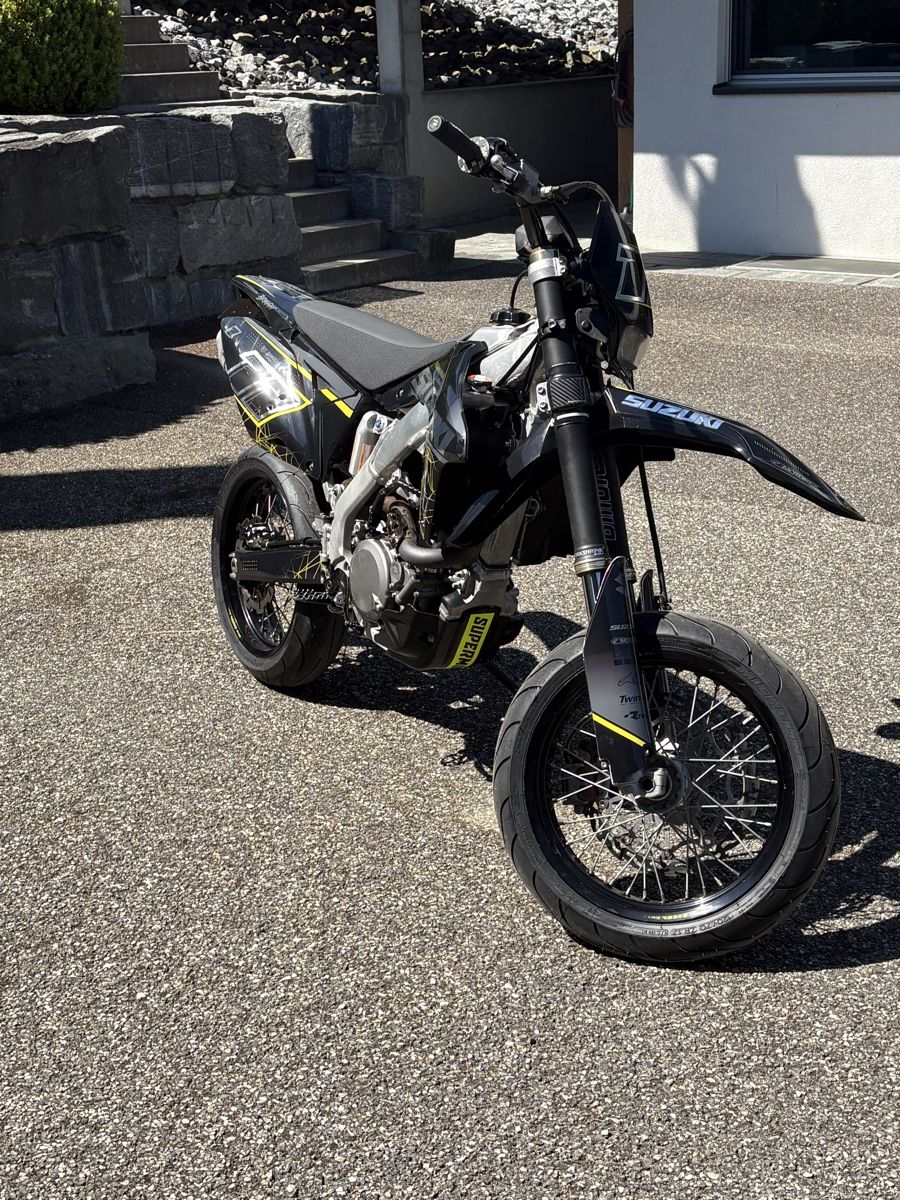 Suzuki Strada: Suzuki Valenti RMX 450 – Usato da Suberg venduto da Lueno 1