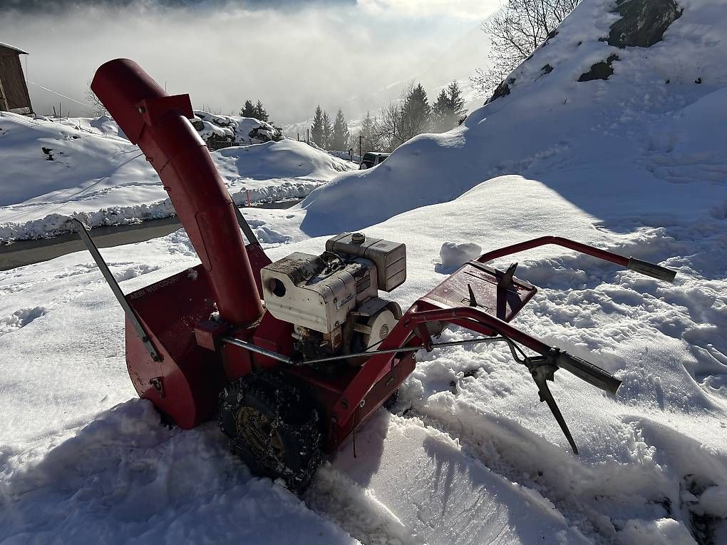 Alle Maschinen: Schneefräse Aebi – Gebraucht aus Schattdorf von -1291- 3