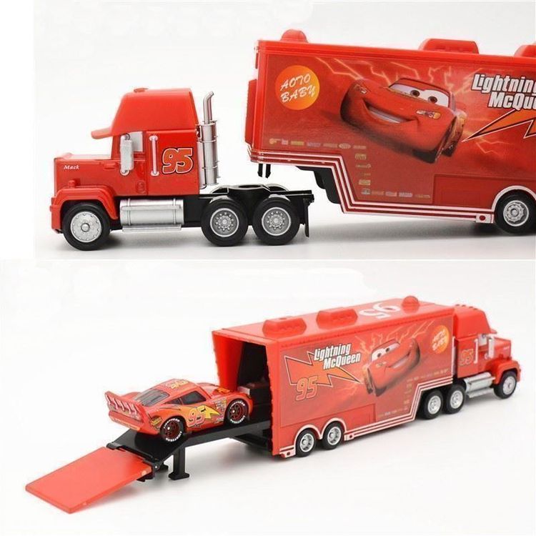 CARS - SPIELZEUG TRUCK MIT AUTO LIGHTNING MCQUEEN - DISNEY (Neu und ...