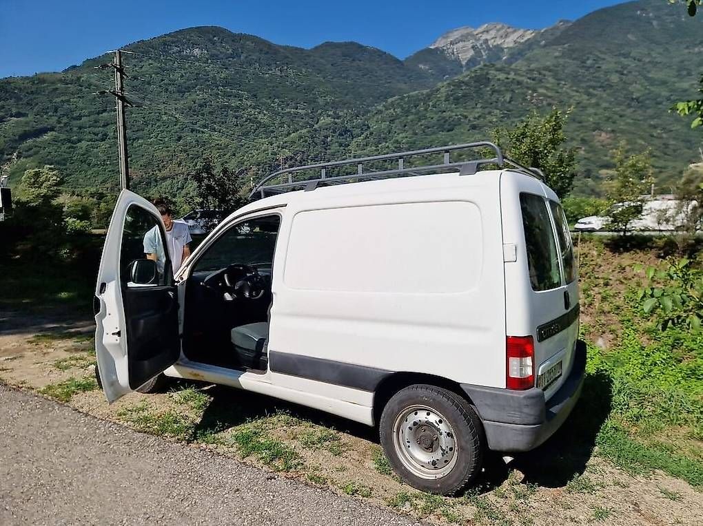 Autos: Citroen Berlingo 1.4i 600 – Defekt aus Agarone von cip_gf9w 4