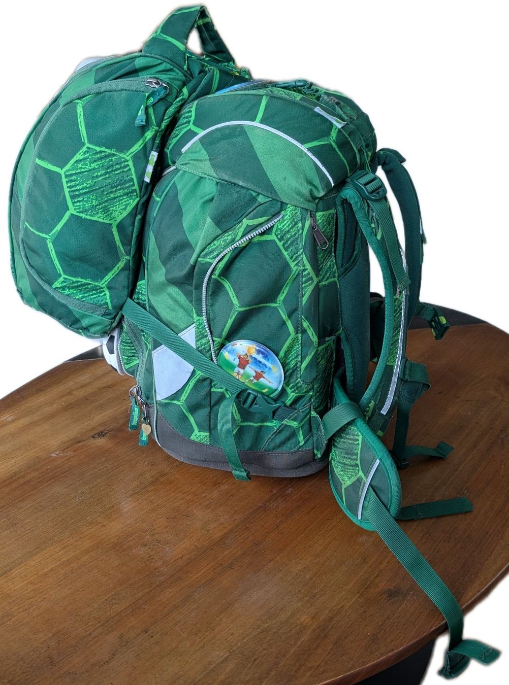 Ergobag Borse & Zaini: Schulrucksack Ergobag: Fussball Design - mit Turnsack – Usato da Luzern venduto da LoveLucerne 5