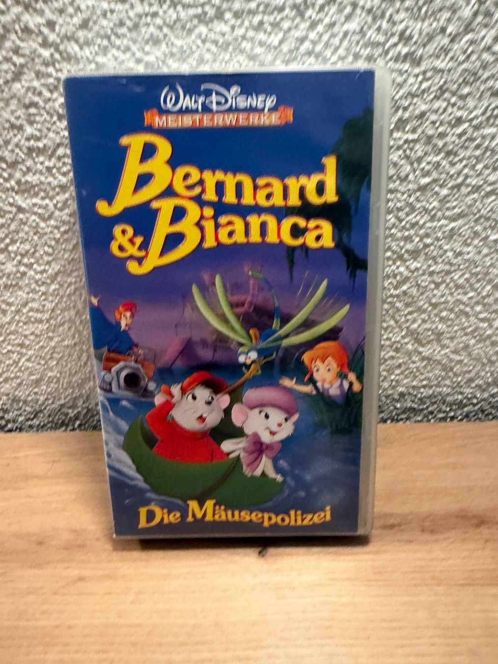 Tutti i VHS: VHS Bernard & Bianca / die Mäusepolizei – Usato da Steffisburg venduto da Copy22