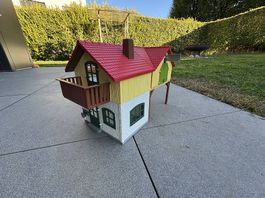 Schleich Großes Bauernhaus mit Stall (42407)  Farm World