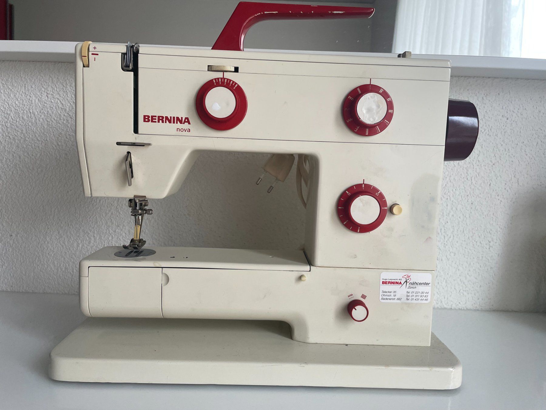 Nähmaschinen: Bernina Nova Nähmaschine 900 – Defekt aus Zürich von Maris4