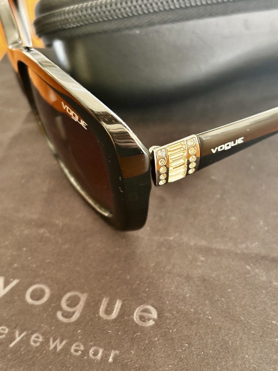 Vogue Occhiali & Lenti: Vogue sunglasses – Usato da Lugano venduto da Paolabiesse 1