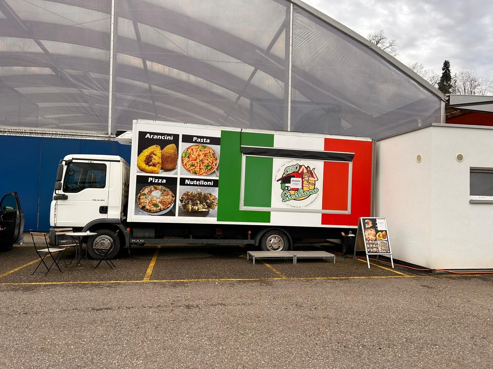 Man Veicoli commerciali: Food Truck – Usato da Liesberg Dorf venduto da guarrera.n