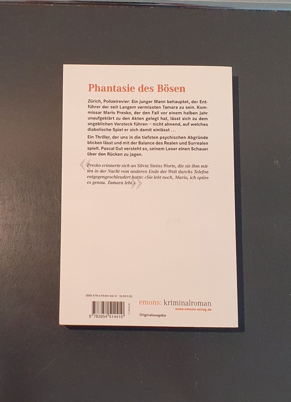 Livres: Zürcher Finsternis von Pascal Gut – D'occasion à Dübendorf par Povo 4