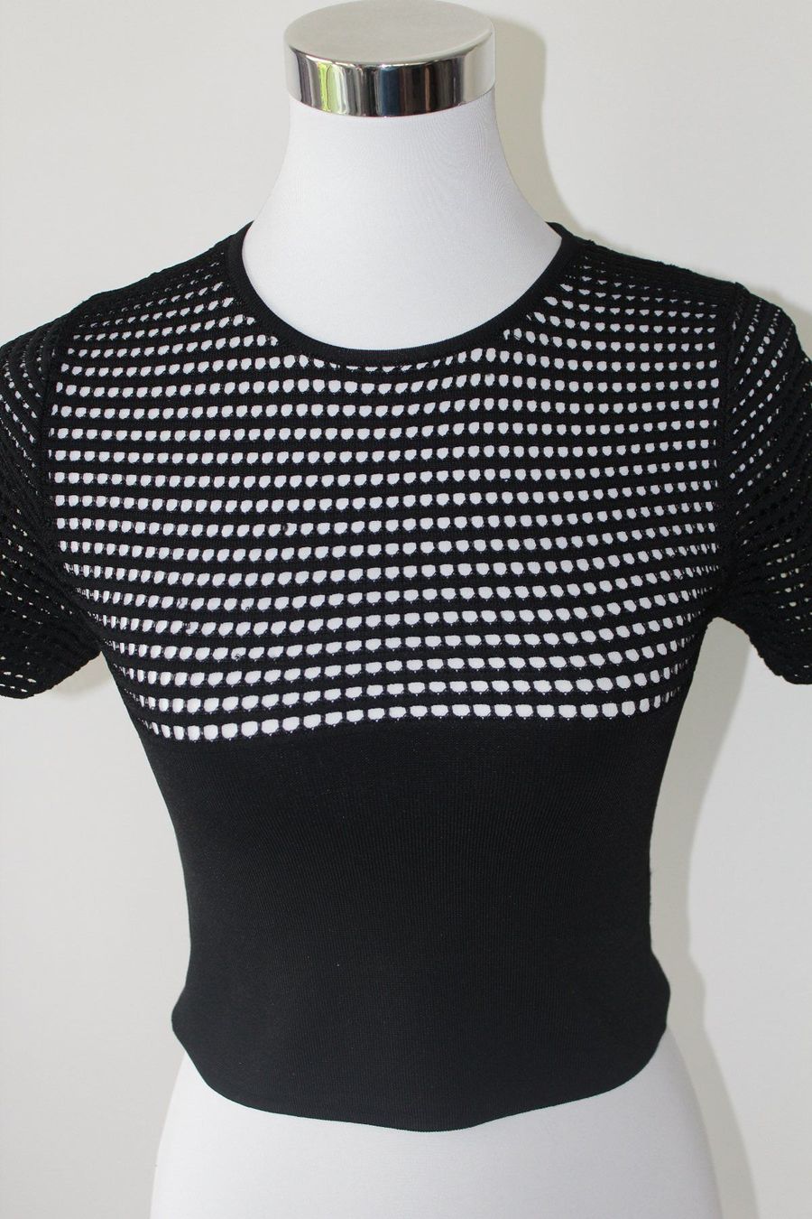 T-shirt: Torn bei Ronny Cobo Shirt Gr.XS/S – Usato da zürich venduto da kira.jj