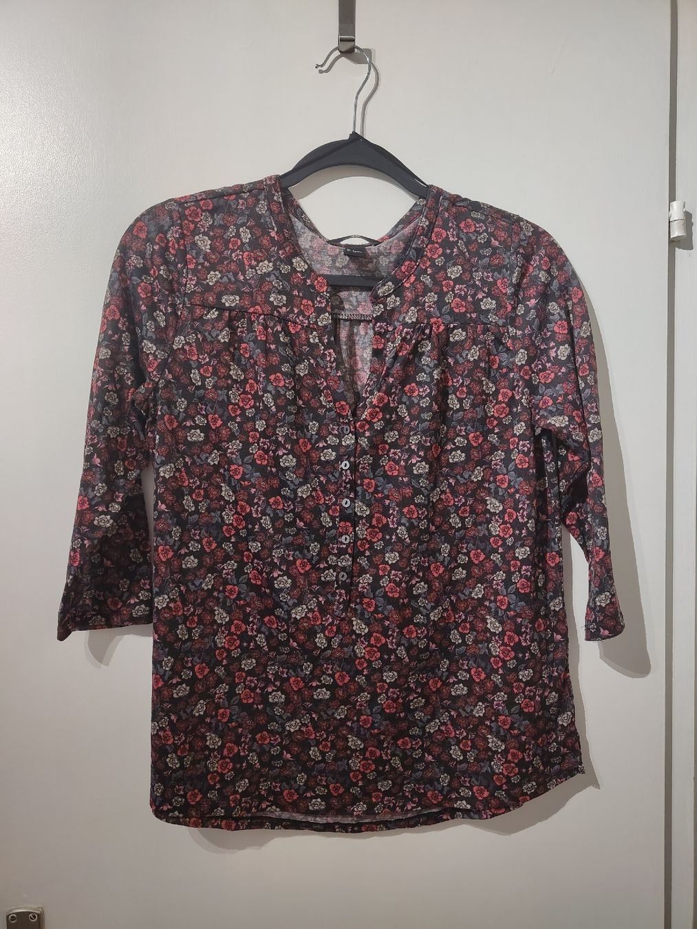 H&M Chemisiers: Bluse mit 3/4 Ärmel – D'occasion à Winterthur par dii_karn