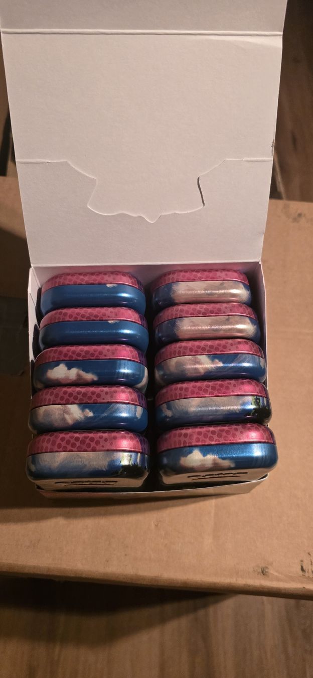 Pokémon Sammelbilder & Trading cards: 10 leere mini Tins Pokemon – Neu (gemäss Beschreibung) aus Lauperswil von iveco6 1
