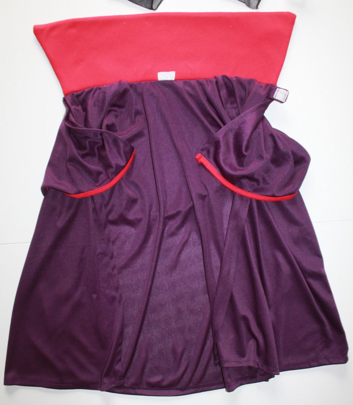 Costumi: Costume Dracula / vampire / Vampir t. 4 - 6 ans – Usato da Peseux venduto da CoolShoping 2