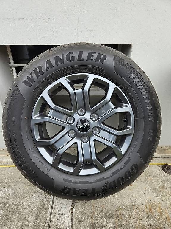 Pneumatici & Ruote complete: Reifen Goodyear von Ford Ranger – Usato da Diessbach b. Büren venduto da Yves_S 4