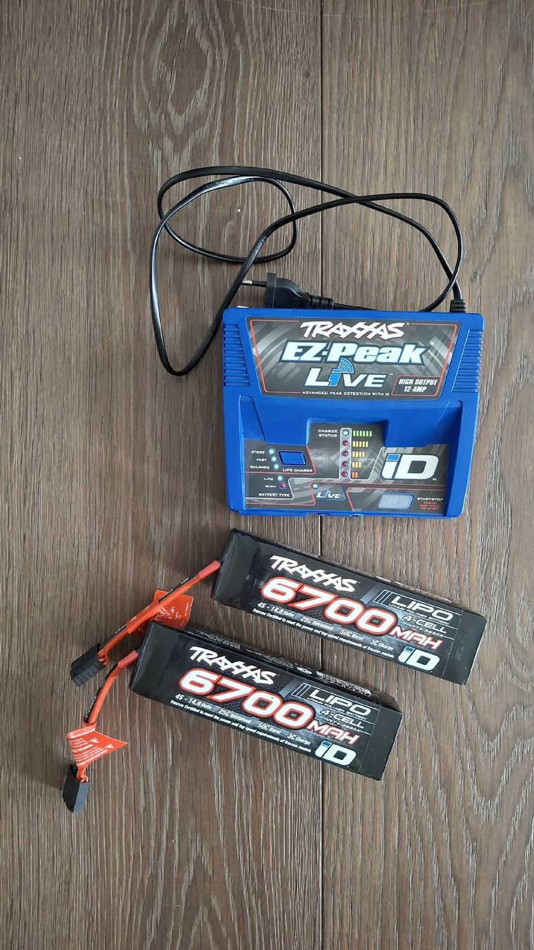 Traxxas Telecomando: Traxxas X-Maxx 8S RTR Green – Usato da Winkel venduto da Fizibubele 8