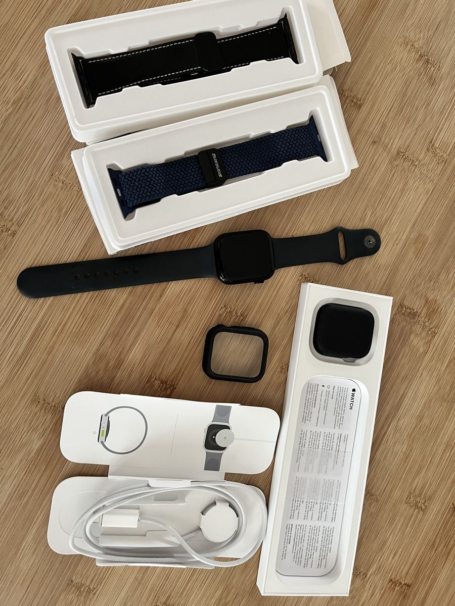 Apple Smartwatch: Apple Watch Series 9 Aluminium 45mm – Usato da Grossaffoltern venduto da Paedel2 2