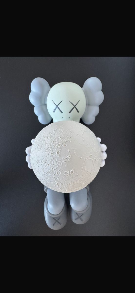 Medicom Toy Figuren: Kaws Holiday Shanghai – Gebraucht aus Pregassona von roc_6yl8 5
