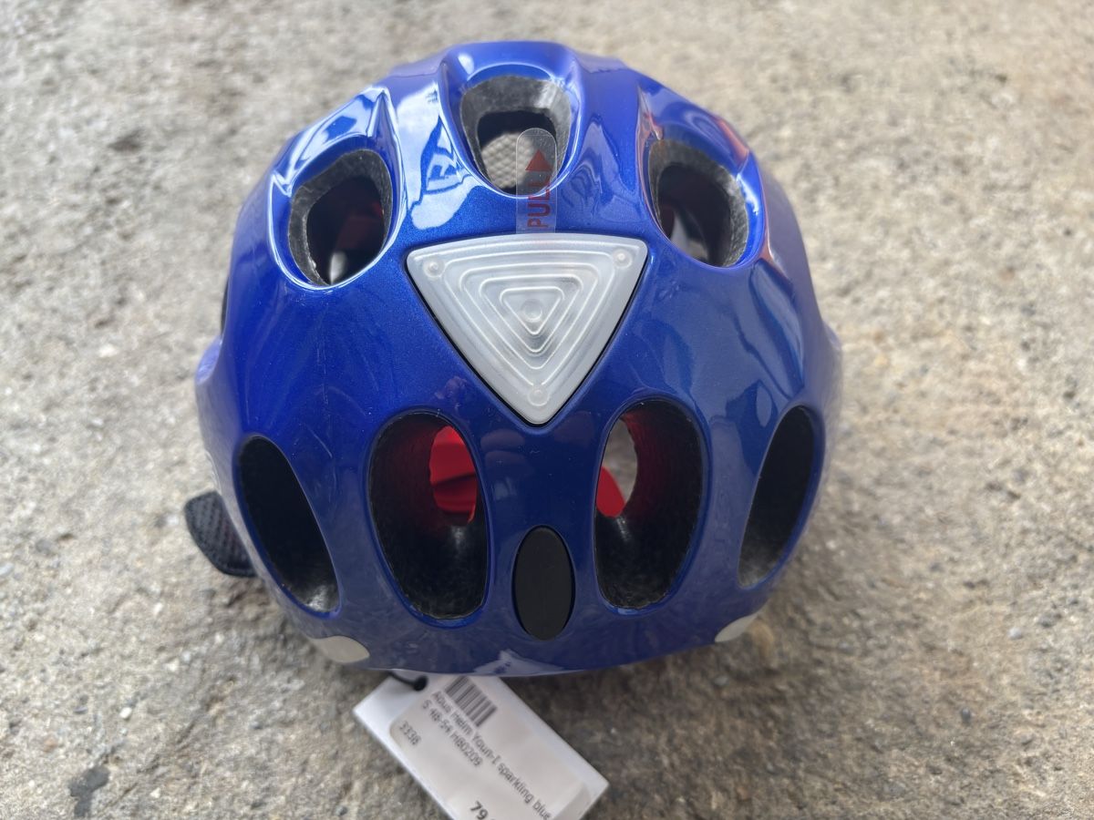 Abus Caschi: Helm Abus Youn-I 48-54cm neu – Nuovo (secondo la descrizione) da Tagelswangen venduto da Bluefox_Crafting 2
