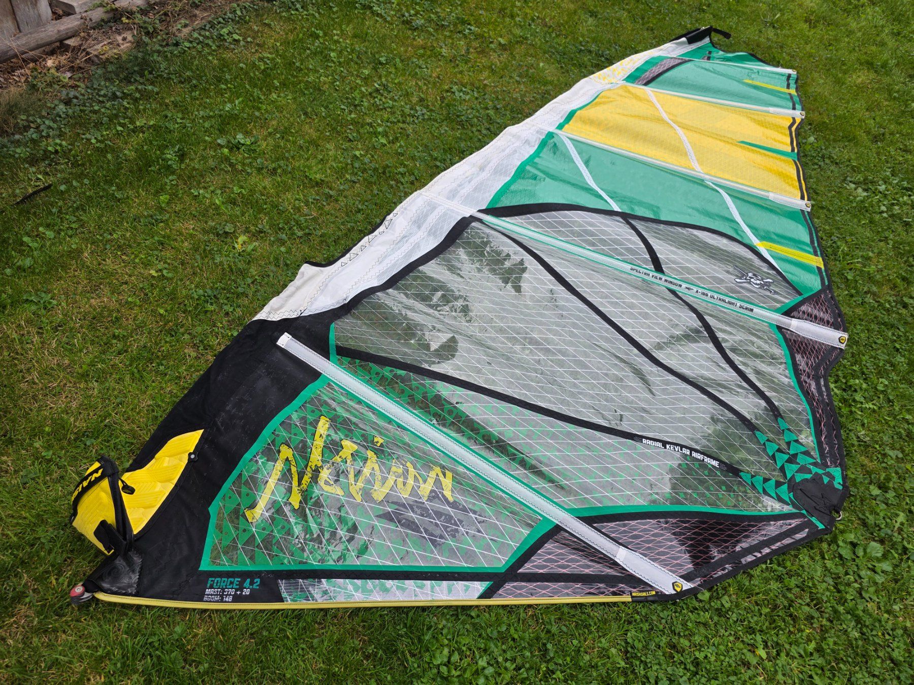 Naish Surf: Windsurfsegel Naish Force 4,2 – Usato da Buchs SG venduto da swisssurfer007