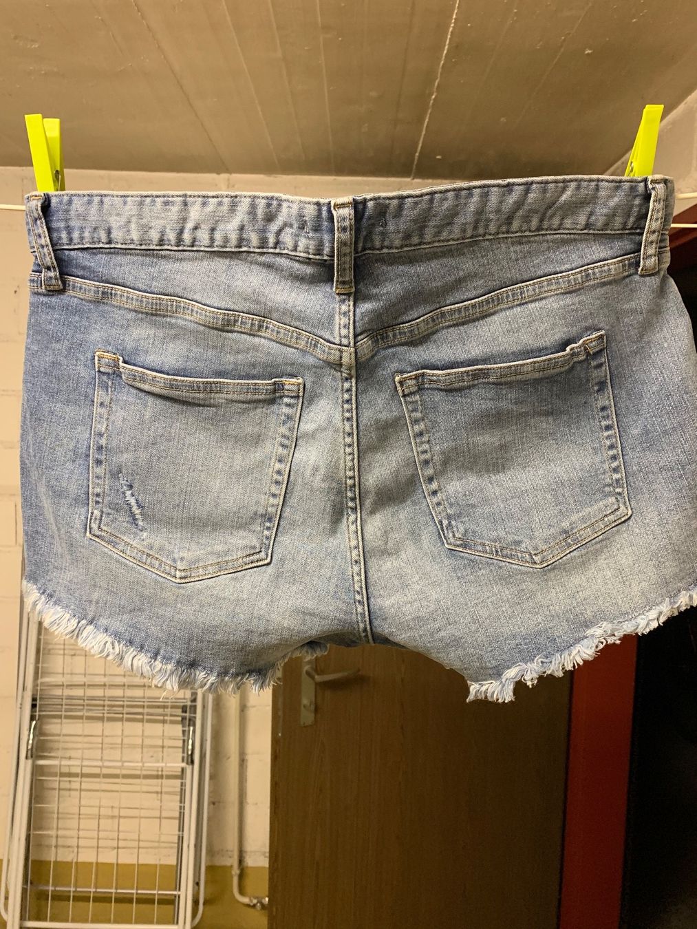 Hosen: Dame Kurz Hose H&M grösse 42 – Gebraucht aus Thun von jeff070 3