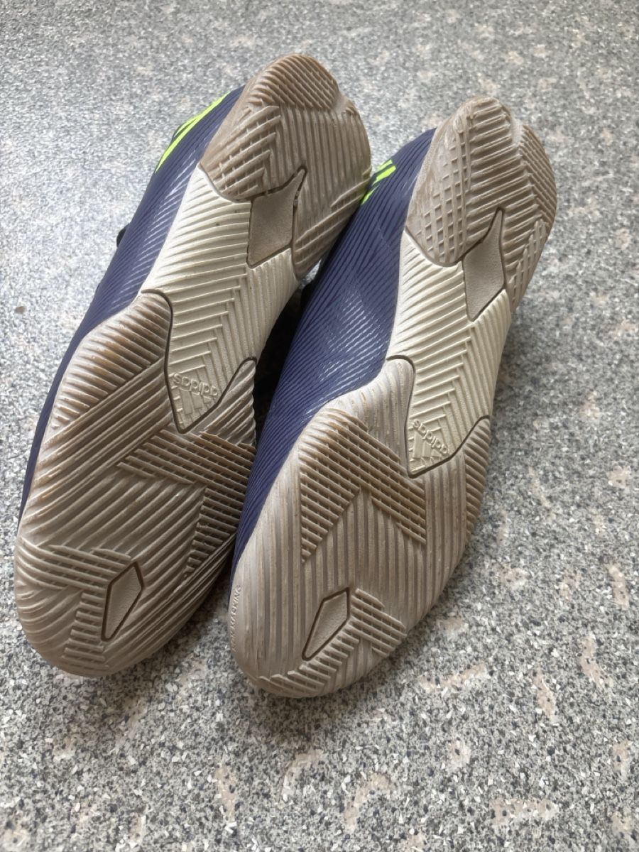 Adidas Herrenschuhe: Fussball hallenschuhe gr US 6 – Gebraucht aus Zürich von Astroglia 2